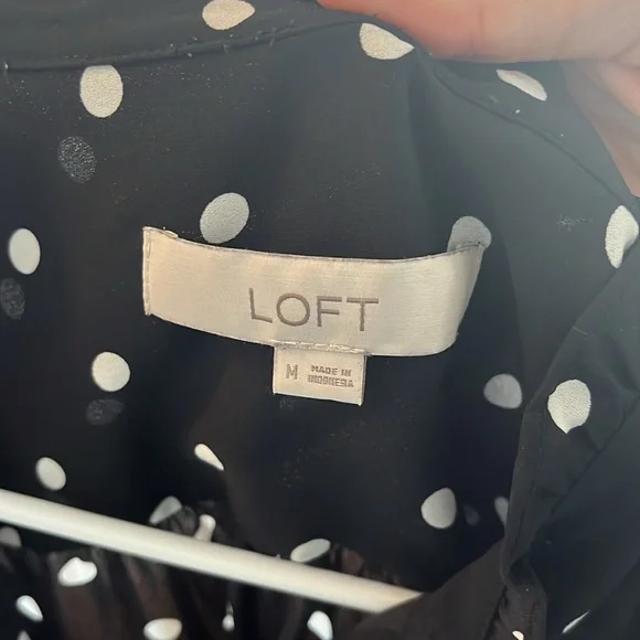 Black and white Loft blouse - Picture 4 of 4